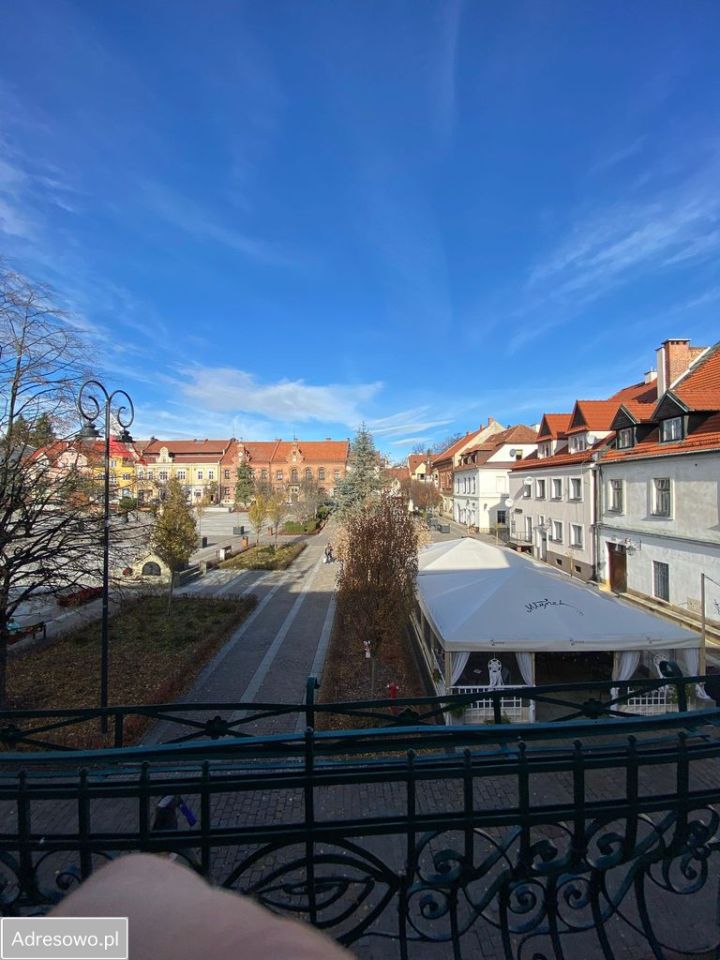 Lokal Myślenice, rynek Rynek. Zdjęcie 10