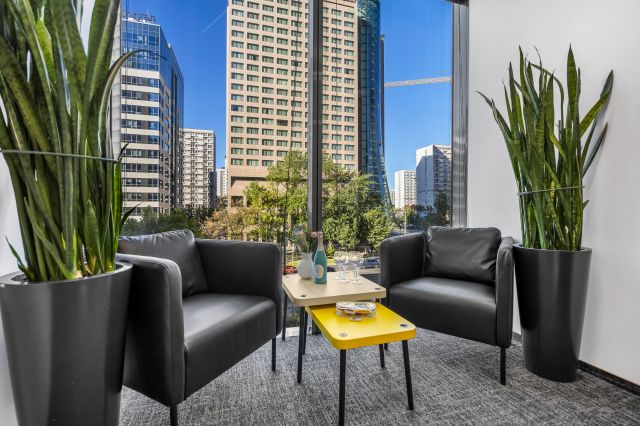 Biuro Warszawa Śródmieście, al. Jana Pawła II. Zdjęcie 1