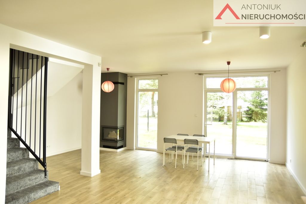 bliźniak, 5 pokoi Chotomów, ul. Dębowa. Zdjęcie 3