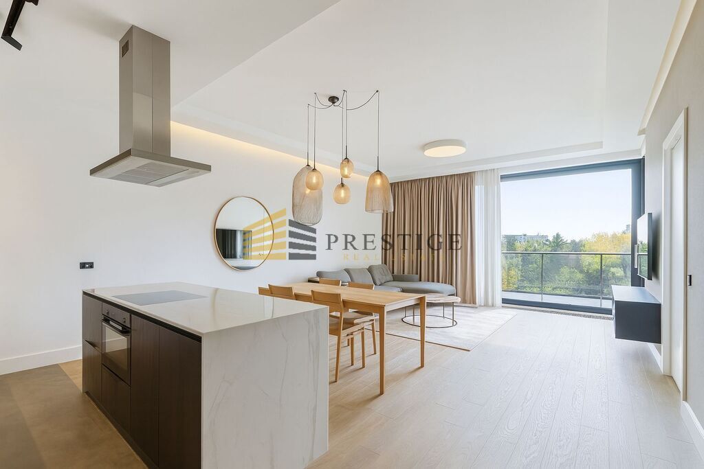 Mieszkanie 3-pokojowe Warszawa Mokotów, pl. Marszałka Józefa Piłsudskiego. Zdjęcie 2