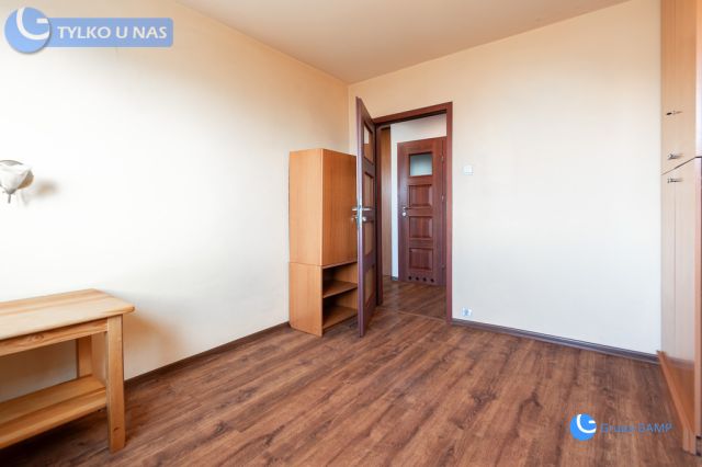 Mieszkanie 4-pokojowe Kraków Czyżyny, os. Dywizjonu 303. Zdjęcie 9