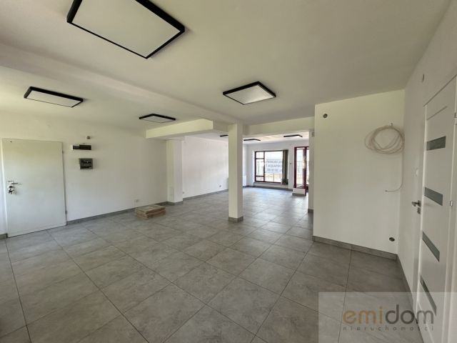 Biuro Warszawa Ursus, ul. Stanisława Wojciechowskiego. Zdjęcie 1