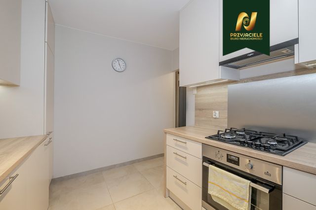 Mieszkanie 2-pokojowe Gdynia Redłowo, ul. Boh. Starówki Warszawskiej. Zdjęcie 3