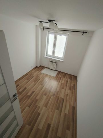 Mieszkanie 2-pokojowe Kielce Bocianek, ul. Konstantego Ildefonsa Gałczyńskiego. Zdjęcie 1