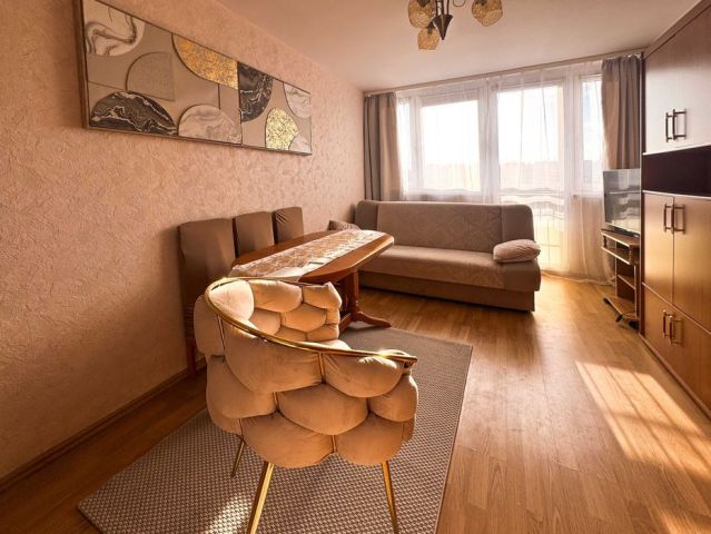 Mieszkanie 3-pokojowe Legnica, ul. Wielkiej Niedźwiedzicy. Zdjęcie 1
