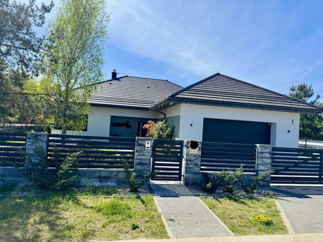 dom wolnostojący, 5 pokoi Jęczydół. Zdjęcie 1