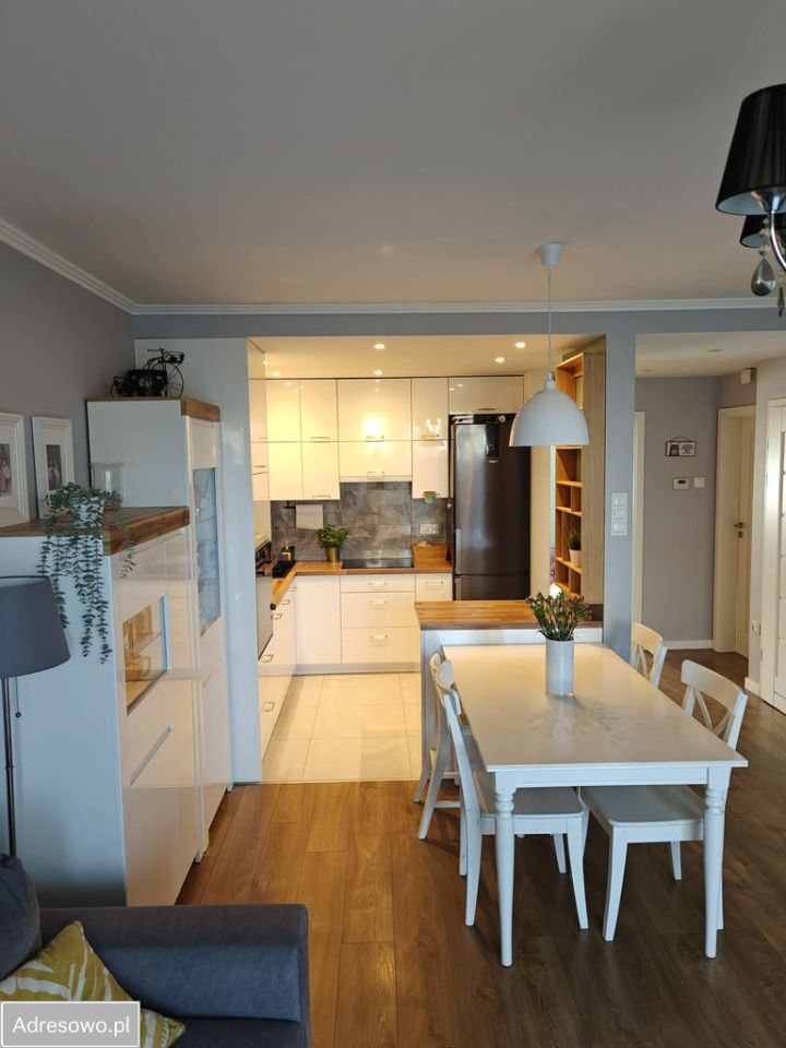 Mieszkanie 3-pokojowe Rzeszów Zalesie, al. gen. Władysława Sikorskiego. Zdjęcie 6