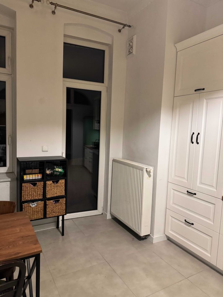 Mieszkanie 4-pokojowe Bytom Śródmieście. Zdjęcie 2