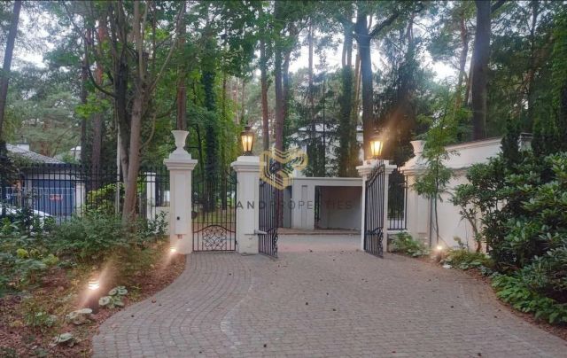 dom wolnostojący, 6 pokoi Konstancin-Jeziorna. Zdjęcie 5