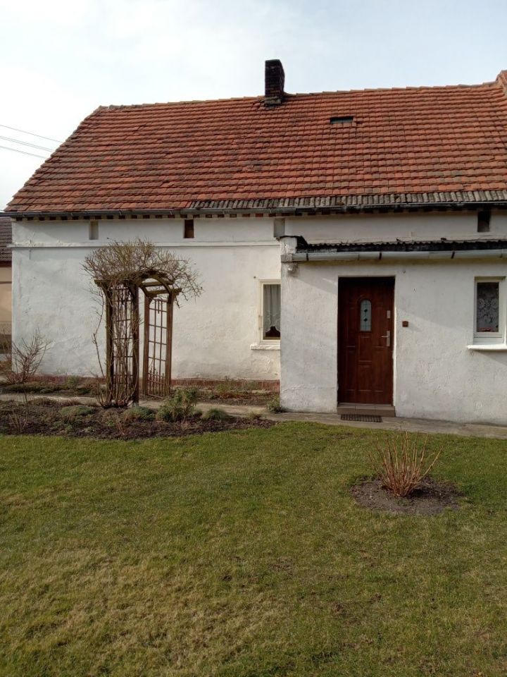 dom wolnostojący, 4 pokoje Piotrkowice. Zdjęcie 1