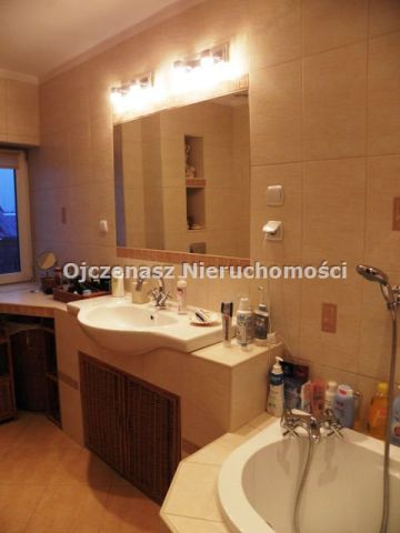 Mieszkanie 3-pokojowe Bydgoszcz Śródmieście. Zdjęcie 3