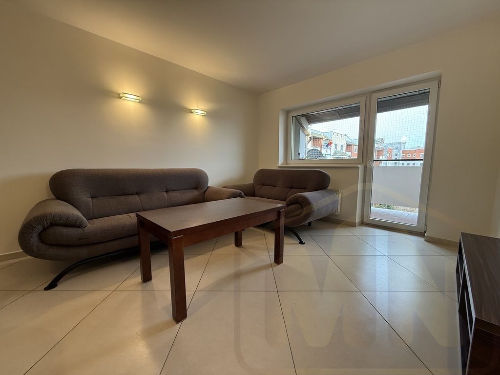 Mieszkanie 3-pokojowe Leszno, ul. Jana Ostroroga. Zdjęcie 2