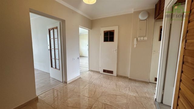 Mieszkanie 3-pokojowe Kielce, os. Na Stoku. Zdjęcie 2