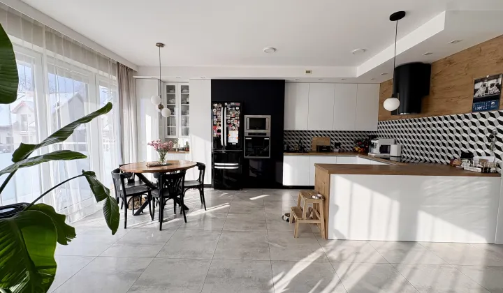 Mieszkanie 6-pokojowe Legionowo, ul. Jana Kochanowskiego