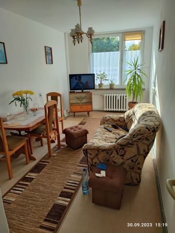 Mieszkanie 3-pokojowe Mrągowo, os. Parkowe. Zdjęcie 1