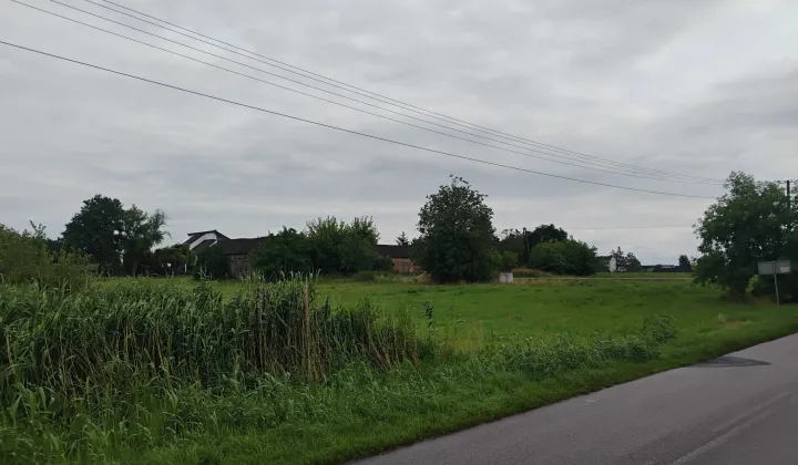 Działka budowlana Broszków