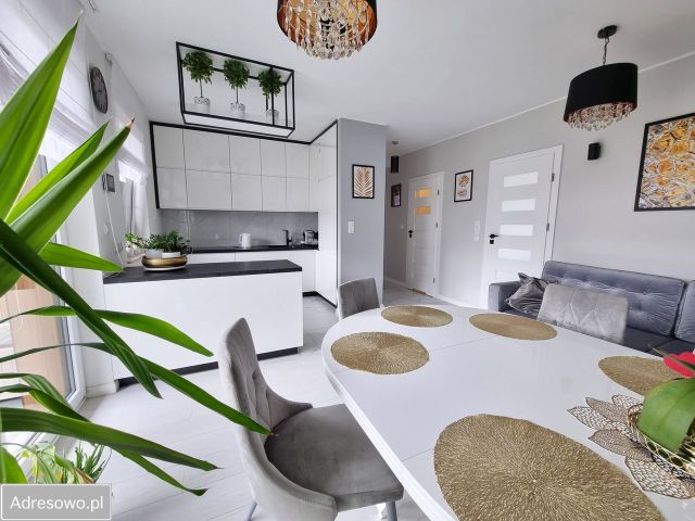 Mieszkanie 4-pokojowe Wrocław Śródmieście, ul. Małopanewska. Zdjęcie 1