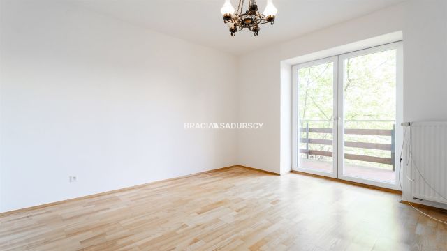 bliźniak, 6 pokoi Kokotów. Zdjęcie 13