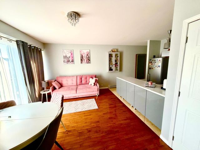 Mieszkanie 2-pokojowe Józefosław. Zdjęcie 1