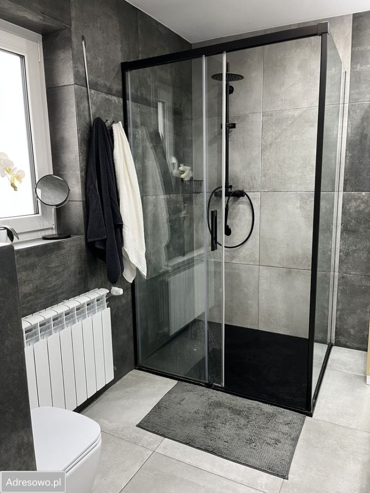 dom wolnostojący, 4 pokoje Bagno. Zdjęcie 20