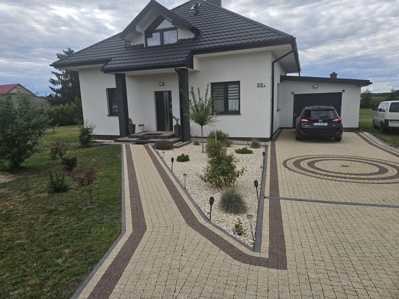 dom wolnostojący Rożniatów-Kolonia. Zdjęcie 1
