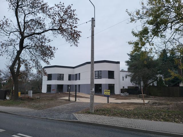 Lokal Jazgarzew, ul. Główna. Zdjęcie 1