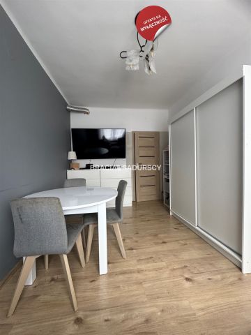 Mieszkanie 2-pokojowe Kraków Nowa Huta, os. Centrum C. Zdjęcie 1