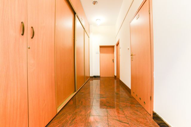 Biuro Warszawa Praga-Południe, ul. Michała Paca. Zdjęcie 9