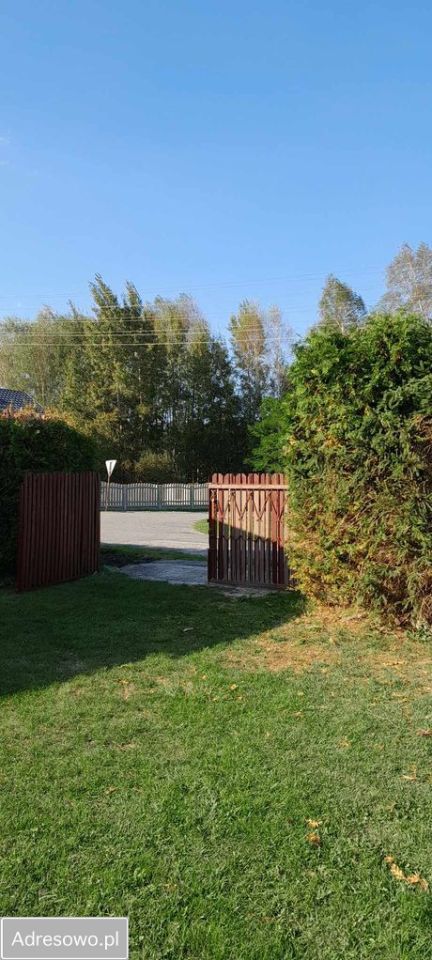 dom wolnostojący, 2 pokoje Nowki. Zdjęcie 4