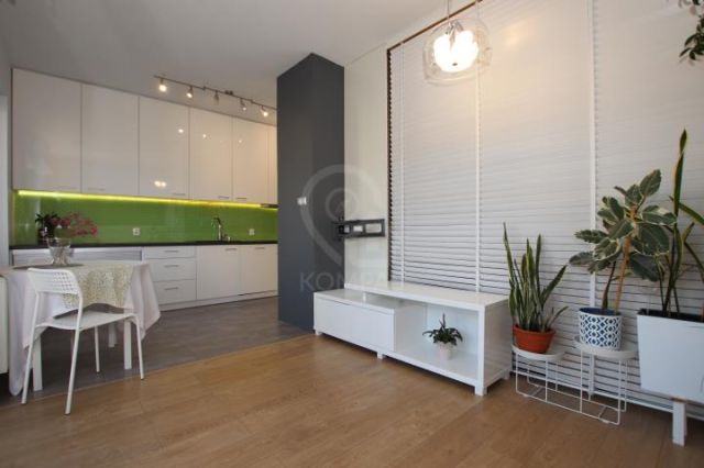 Mieszkanie 3-pokojowe Wrocław, ul. Klasztorna. Zdjęcie 1