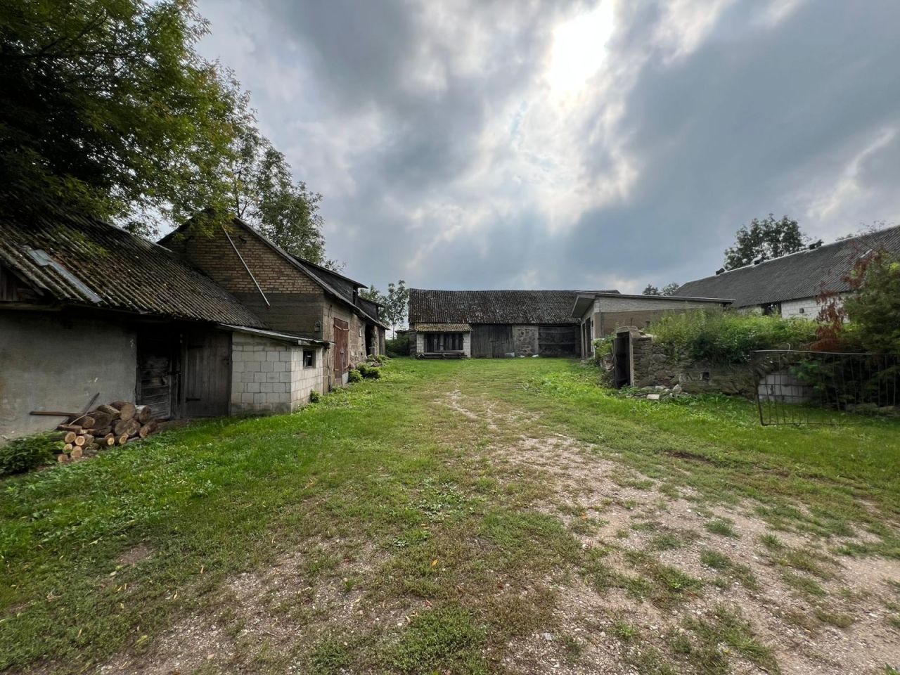 dom wolnostojący, 4 pokoje Krzecze. Zdjęcie 5