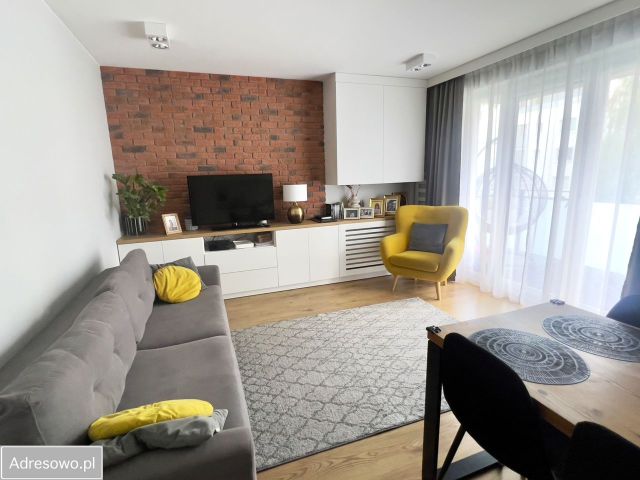 Mieszkanie 3-pokojowe Ząbki, ul. Christiana Andersena. Zdjęcie 1