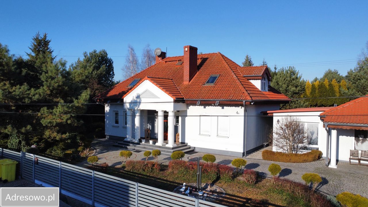 dom wolnostojący, 6 pokoi Lubsza