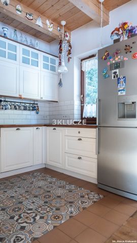 dom wolnostojący, 4 pokoje Nasiłów. Zdjęcie 12