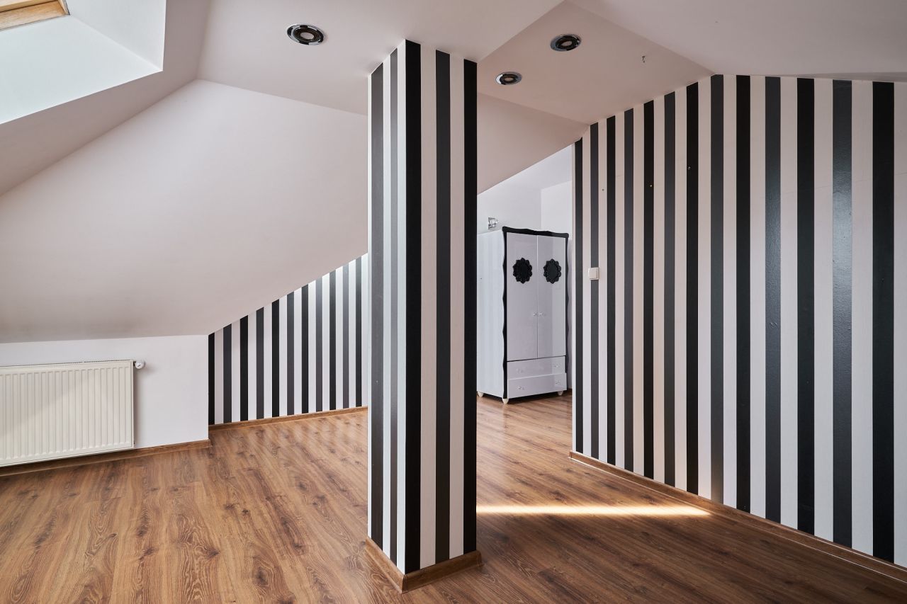 dom wolnostojący, 9 pokoi Kłodzko, ul. Adama Mickiewicza. Zdjęcie 21