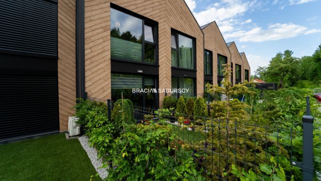 dom szeregowy, 4 pokoje Myślenice, ul. Zacisze. Zdjęcie 9