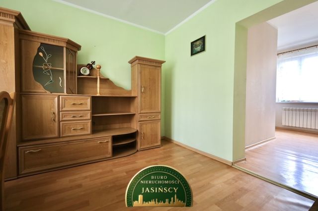 dom wolnostojący, 2 pokoje Ciechanów, ul. Kwiatowa. Zdjęcie 3