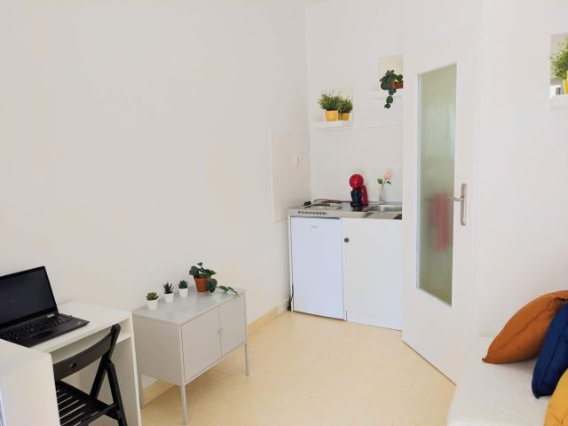 Mieszkanie 1-pokojowe Warszawa Kabaty, ul. Stefana Dembego. Zdjęcie 1