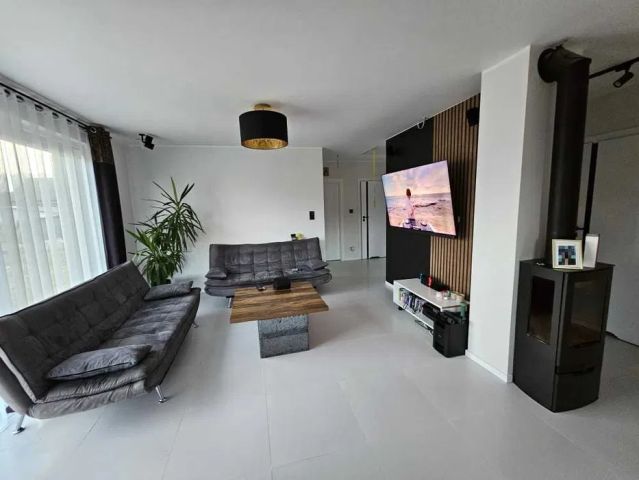 dom wolnostojący, 4 pokoje Sucha Górna, ul. Żurawia. Zdjęcie 1