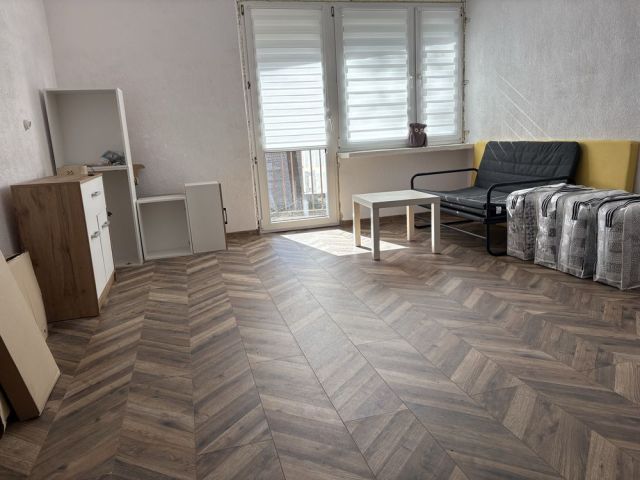 Mieszkanie 1-pokojowe Biała. Zdjęcie 1