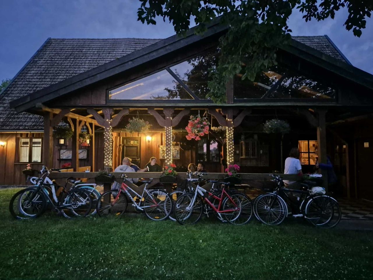 Hotel/pensjonat Nacmierz. Zdjęcie 8