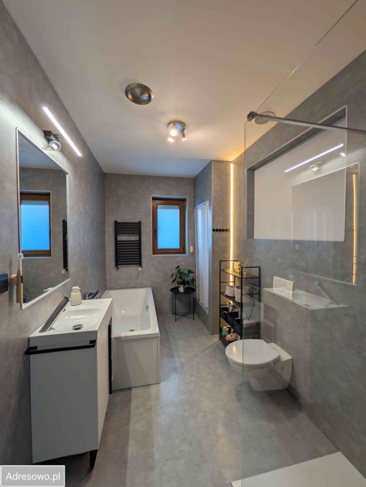 dom wolnostojący, 5 pokoi Jaksin. Zdjęcie 16