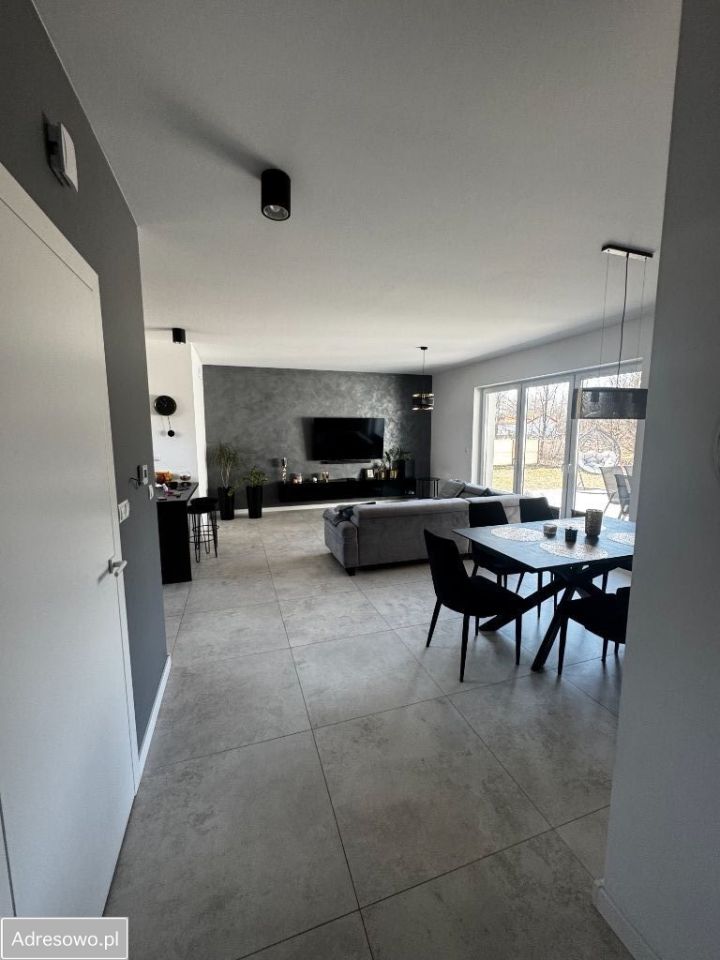 dom wolnostojący, 4 pokoje Skubianka, ul. Zegrzyńska. Zdjęcie 8