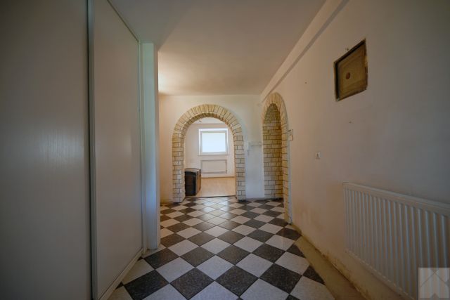 dom wolnostojący, 7 pokoi Kraków Kliny, ul. Wincentego Kadłubka. Zdjęcie 4