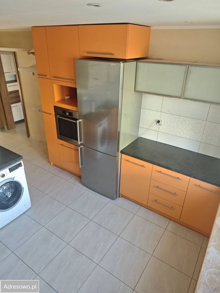 Mieszkanie 3-pokojowe Dąbrowa Górnicza Mydlice, ul. Legionów Polskich. Zdjęcie 2