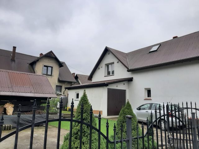 dom wolnostojący, 5 pokoi Żabnica, ul. Wiśniowa. Zdjęcie 1