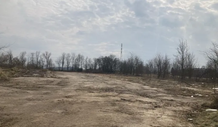 Działka inwestycyjna Rakoszyce