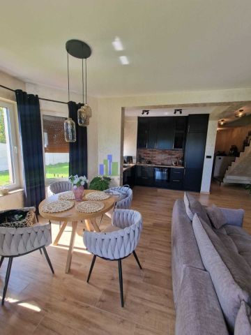 bliźniak, 4 pokoje Jelcz-Laskowice, ul. Oławska. Zdjęcie 10