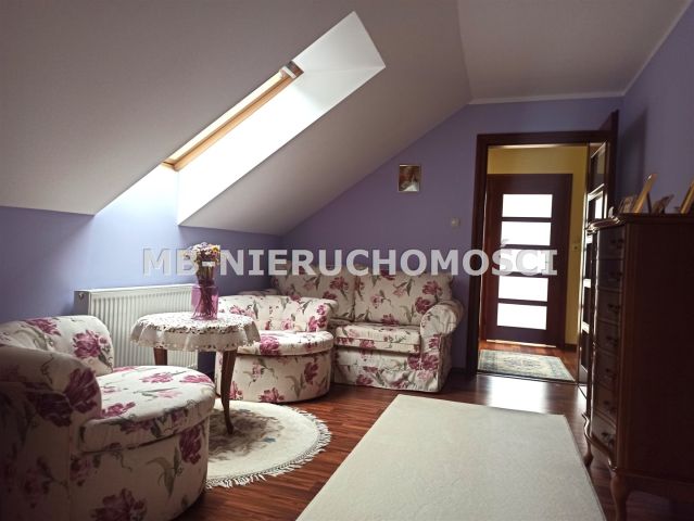 dom wolnostojący, 5 pokoi Sząbruk. Zdjęcie 16