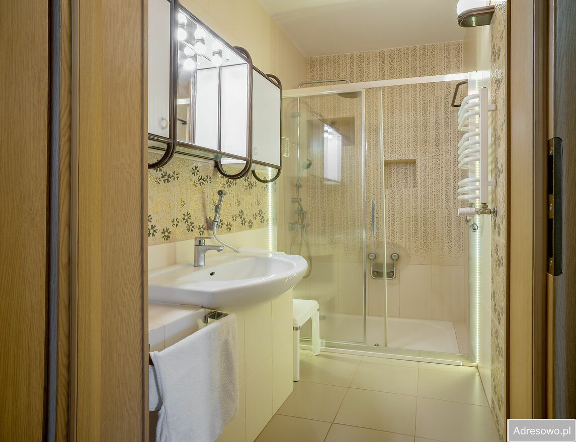 dom wolnostojący, 5 pokoi Częstochowa Grabówka, ul. Spartakusa. Zdjęcie 6